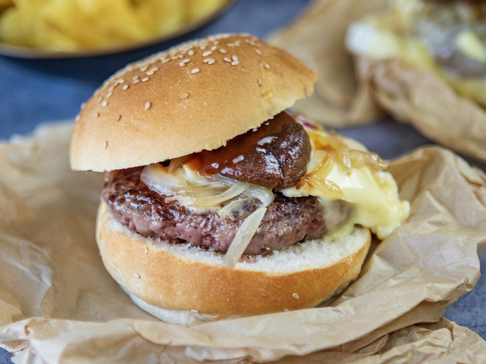 hamburguesa xl angus shitake brie ceba musona recepta